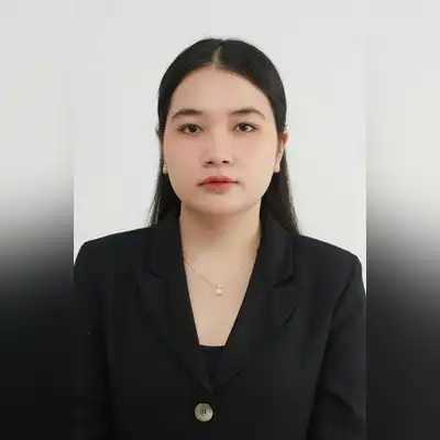 何语佳